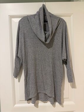 Hailey:23 Gray Cowl Neck Oversized Tunic Sweater S/M